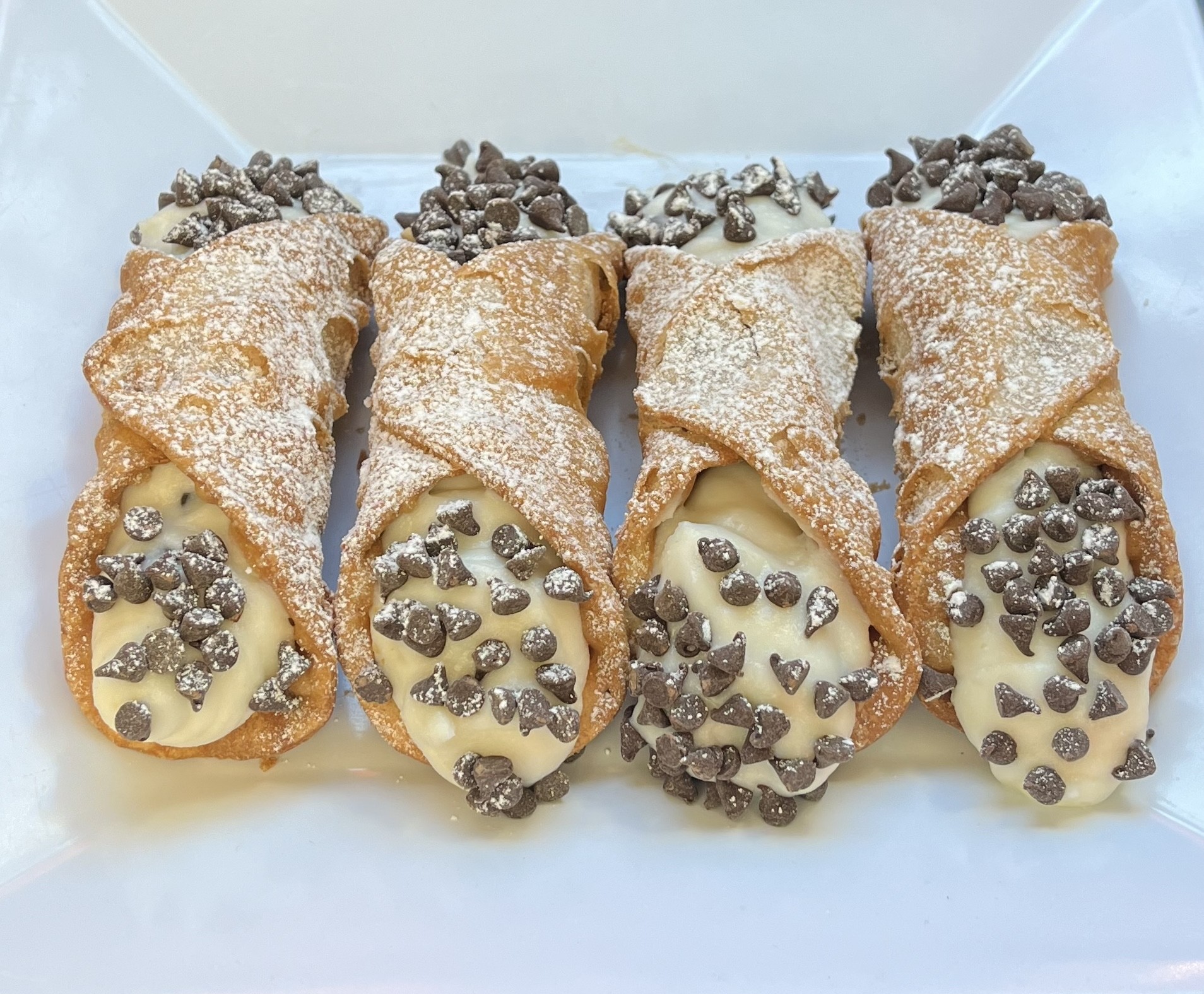 Cannoli Mini (2 inch) 12 Pack